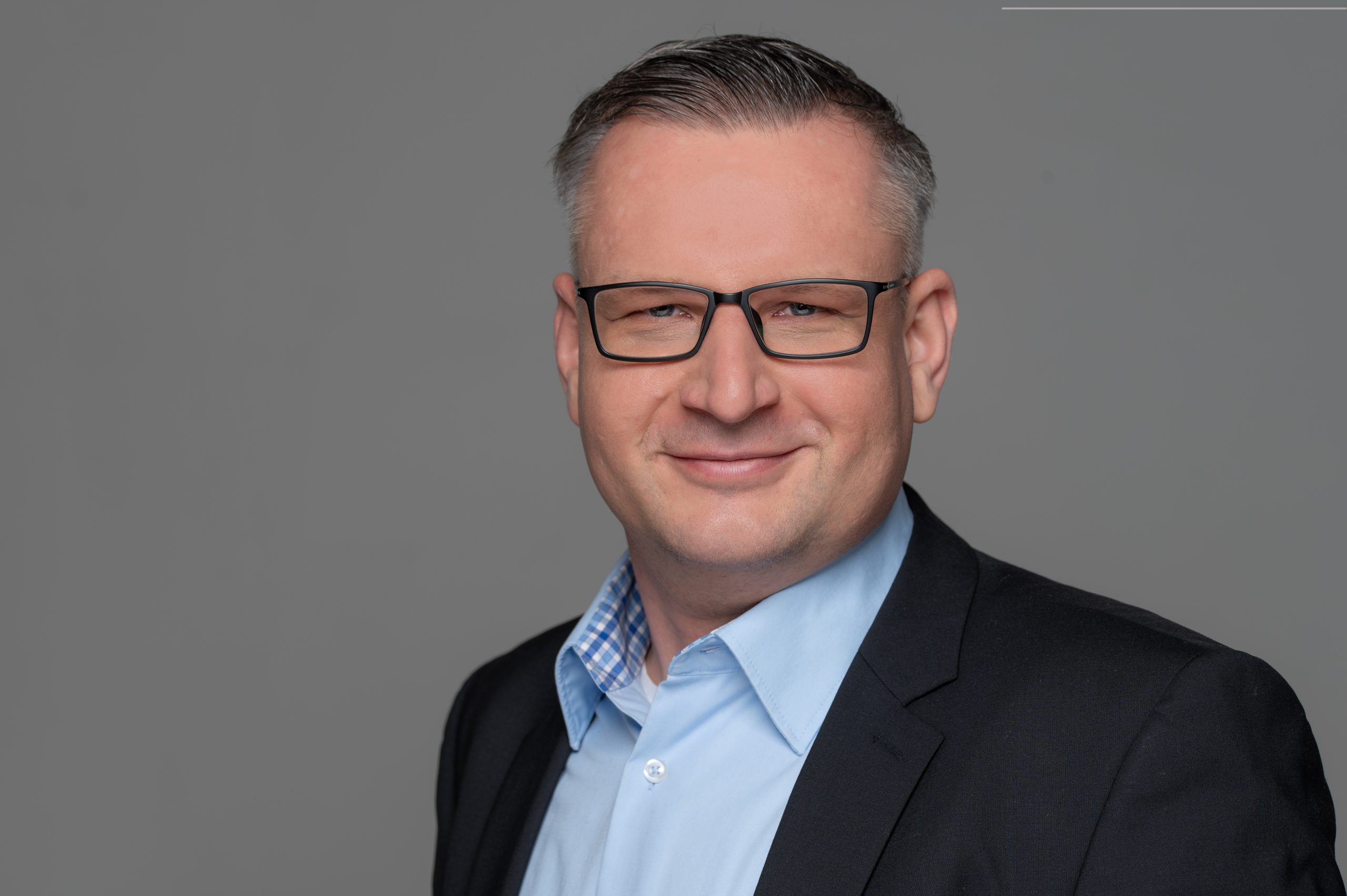 Headshot Björn Ramminger